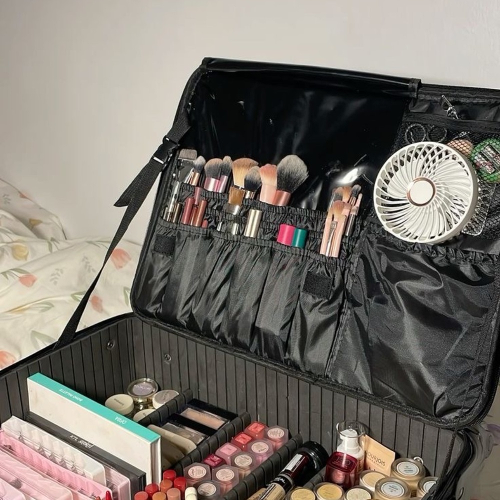 Full equipped female makeup set